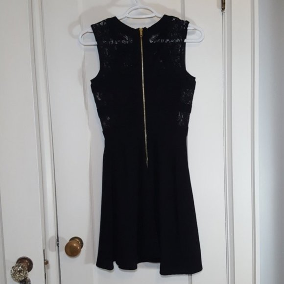 Gianni Bini Black Dress with Lace Detail - Picture 3 of 6